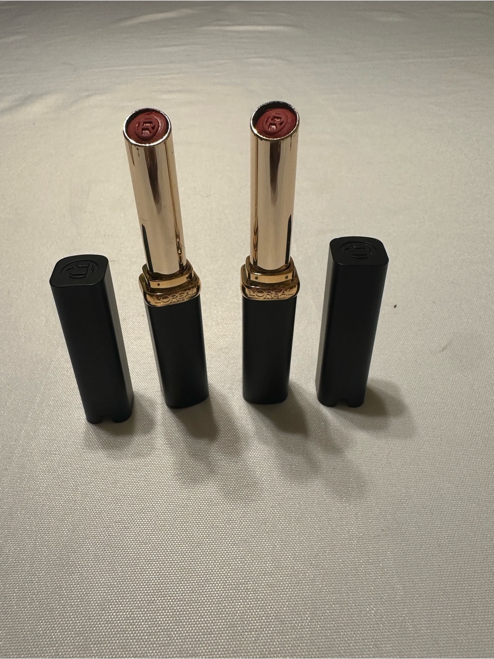 L'Oreal Lipstick 193 colour rich matte Le Rouge determination 2 of them